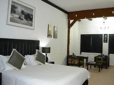 Safari Village Executive Hotel 3*