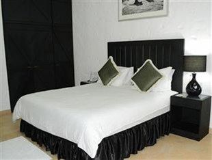 Safari Village Executive 3*
